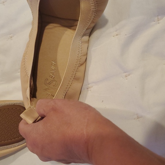 Samara Foldable Ballet Flat in Nude Leather - Picture 7 of 7